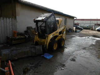 KOMATSU SK 815