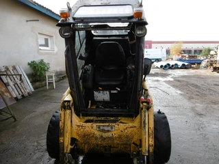 KOMATSU SK 815