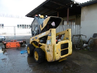 KOMATSU SK 815
