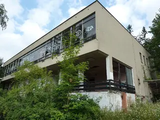 Komerční budovy Jedovnice, ul. Riviera