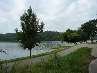 Komerční budovy Jedovnice, ul. Riviera