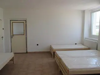 Komerční objekt-ubytování, Dubí u Kladna, ulice Dubská, Kladno