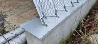 KGJ 03 Konstrukce haly, včetně izolačních panelů 121 ks.