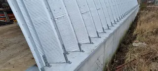 KGJ 03 Konstrukce haly, včetně izolačních panelů 121 ks.