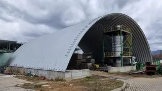 KGJ 03 Konstrukce haly, včetně izolačních panelů 121 ks.