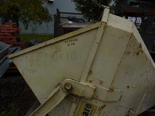 Koš na beton 1m3 + výpustný rukáv - TOPGEO BRNO