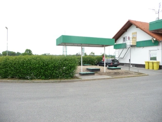 Kostice-Benzinová stanice