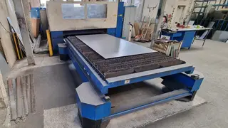 Laserový řezací stroj TRUMPF TRUMATIC L3030
