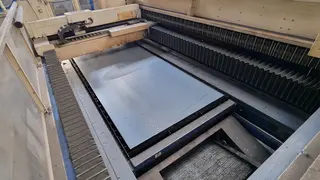 Laserový řezací stroj TRUMPF TRUMATIC L3030