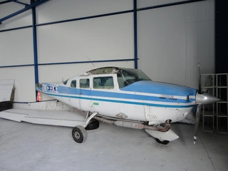 Letoun Cessna TU206G, OK-HKE