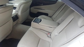 Lexus LS 600HL