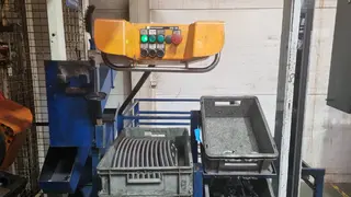 Magna 02. Robotické svařovací pracoviště