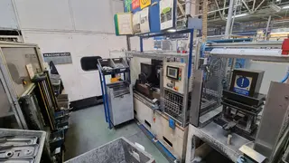 Magna 07. Pracoviště pro lisování a nýtování