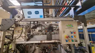 Magna 10. Pracoviště pro dokončovací montážní operace