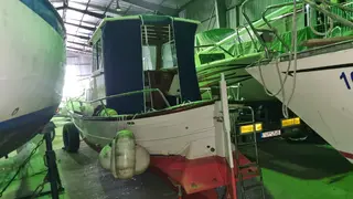 Jacht servis 06. Majoni 35 Migjorn motorový člun