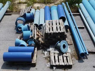 Prodej souboru materiálu pro vodovodní a kanalizační síť,     PSJ Hydrotranzit a.s.