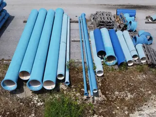 Prodej souboru materiálu pro vodovodní a kanalizační síť,     PSJ Hydrotranzit a.s.
