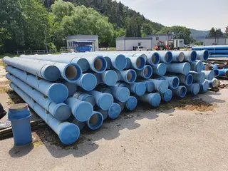 Prodej souboru materiálu pro vodovodní a kanalizační síť,     PSJ Hydrotranzit a.s.