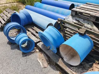 Prodej souboru materiálu pro vodovodní a kanalizační síť,     PSJ Hydrotranzit a.s.