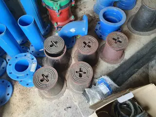 Prodej souboru materiálu pro vodovodní a kanalizační síť,     PSJ Hydrotranzit a.s.