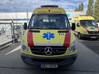 ZS MB SPRINTER 318 CDI - 6B2 7076	