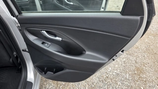 MÉDEA 01 - HYUNDAI I30 6AL 2417