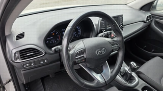 MÉDEA 01 - HYUNDAI I30 6AL 2417