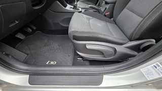 MÉDEA 01 - HYUNDAI I30 6AL 2417