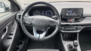 MÉDEA 01 - HYUNDAI I30 6AL 2417