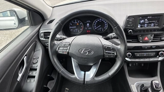 MÉDEA 01 - HYUNDAI I30 6AL 2417