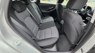 MÉDEA 01 - HYUNDAI I30 6AL 2417