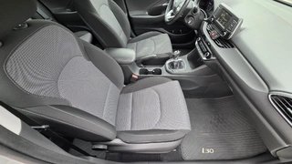MÉDEA 01 - HYUNDAI I30 6AL 2417