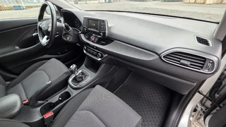 MÉDEA 02 - HYUNDAI I30 6AM 2834	