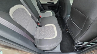 MÉDEA 08 - KIA CEED 1,6 CRDi 6AR 0446
