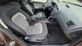 MÉDEA 08 - KIA CEED 1,6 CRDi 6AR 0446