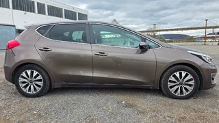 MÉDEA 08 - KIA CEED 1,6 CRDi 6AR 0446