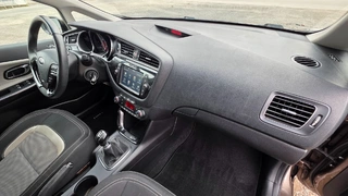 MÉDEA 08 - KIA CEED 1,6 CRDi 6AR 0446