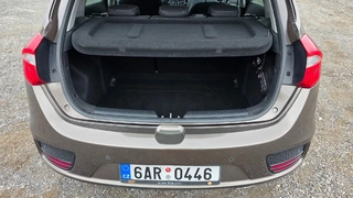 MÉDEA 08 - KIA CEED 1,6 CRDi 6AR 0446