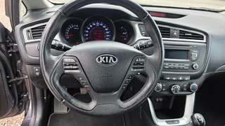 MÉDEA 09 - KIA CEED SW JD 1,6 GDI 6AY 2672