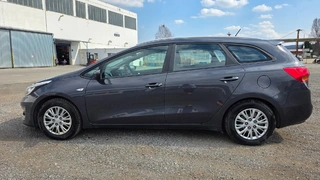 MÉDEA 09 - KIA CEED SW JD 1,6 GDI 6AY 2672