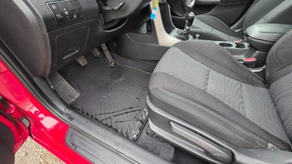 MÉDEA 14 - HYUNDAI i30 3AZ 0479