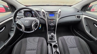 MÉDEA 14 - HYUNDAI i30 3AZ 0479