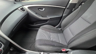 MÉDEA 14 - HYUNDAI i30 3AZ 0479
