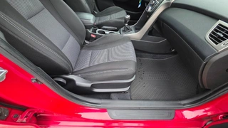 MÉDEA 14 - HYUNDAI i30 3AZ 0479