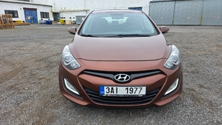 MÉDEA 15 - HYUNDAI i30N 3AI 1977
