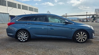MÉDEA 216 - HYUNDAI i40 3AI 8421
