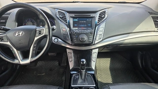 MÉDEA 216 - HYUNDAI i40 3AI 8421