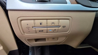 MÉDEA 219 - HYUNDAI GENESIS SND FULL SPEC 4AE 3484