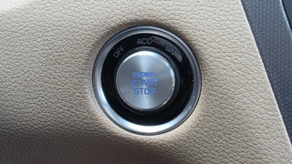 MÉDEA 219 - HYUNDAI GENESIS SND FULL SPEC 4AE 3484