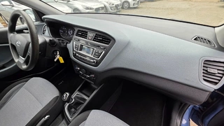 MÉDEA 20 - HYUNDAI I20 15 5D 1,1D MT FAM+ CLUB ISG 5AC 5195